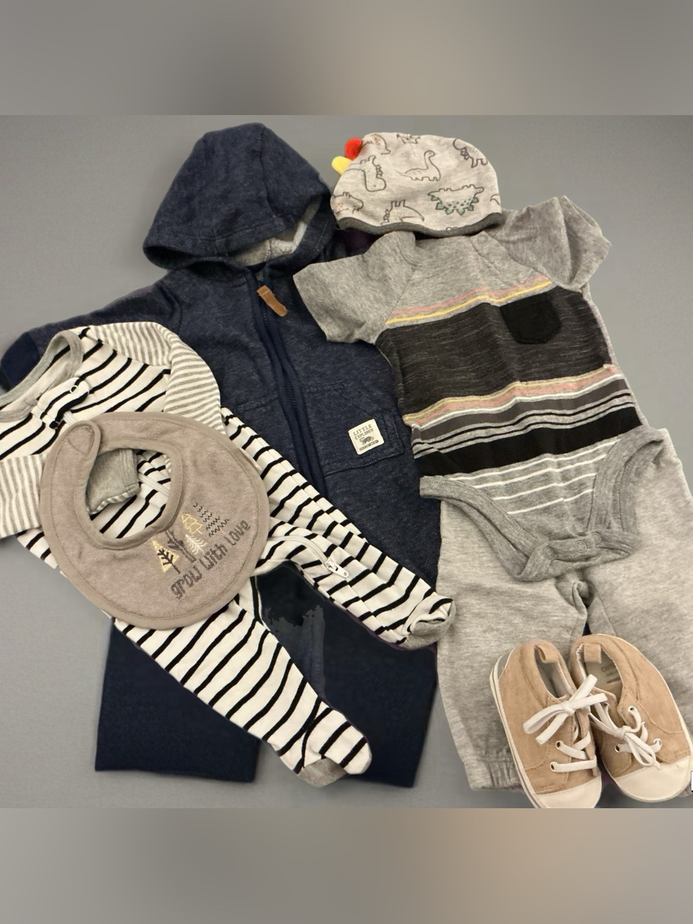 Carter’s Infant Boys 3 Piece Hooded Outfit Set 1131